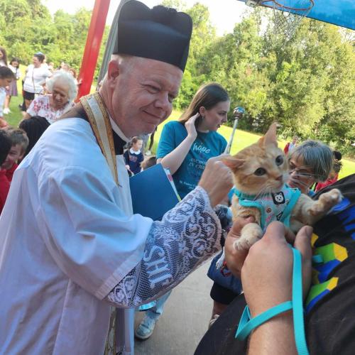 Cabrini-blessing-pets