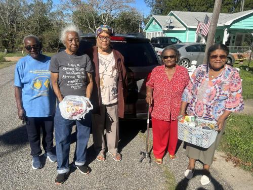 St Anthony of Padua Bunkie, Knights of Peter Claver Auxiliary donate baskets at Christmas